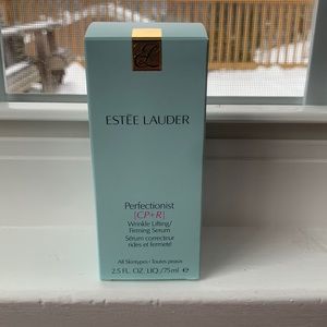 Estée Lauder perfectionist wrinkle lifting/firming serum